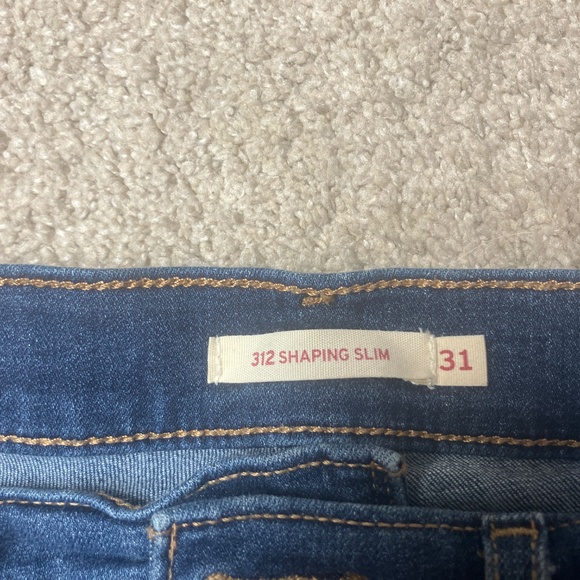 Levi’s 312’s - Picture 3 of 4